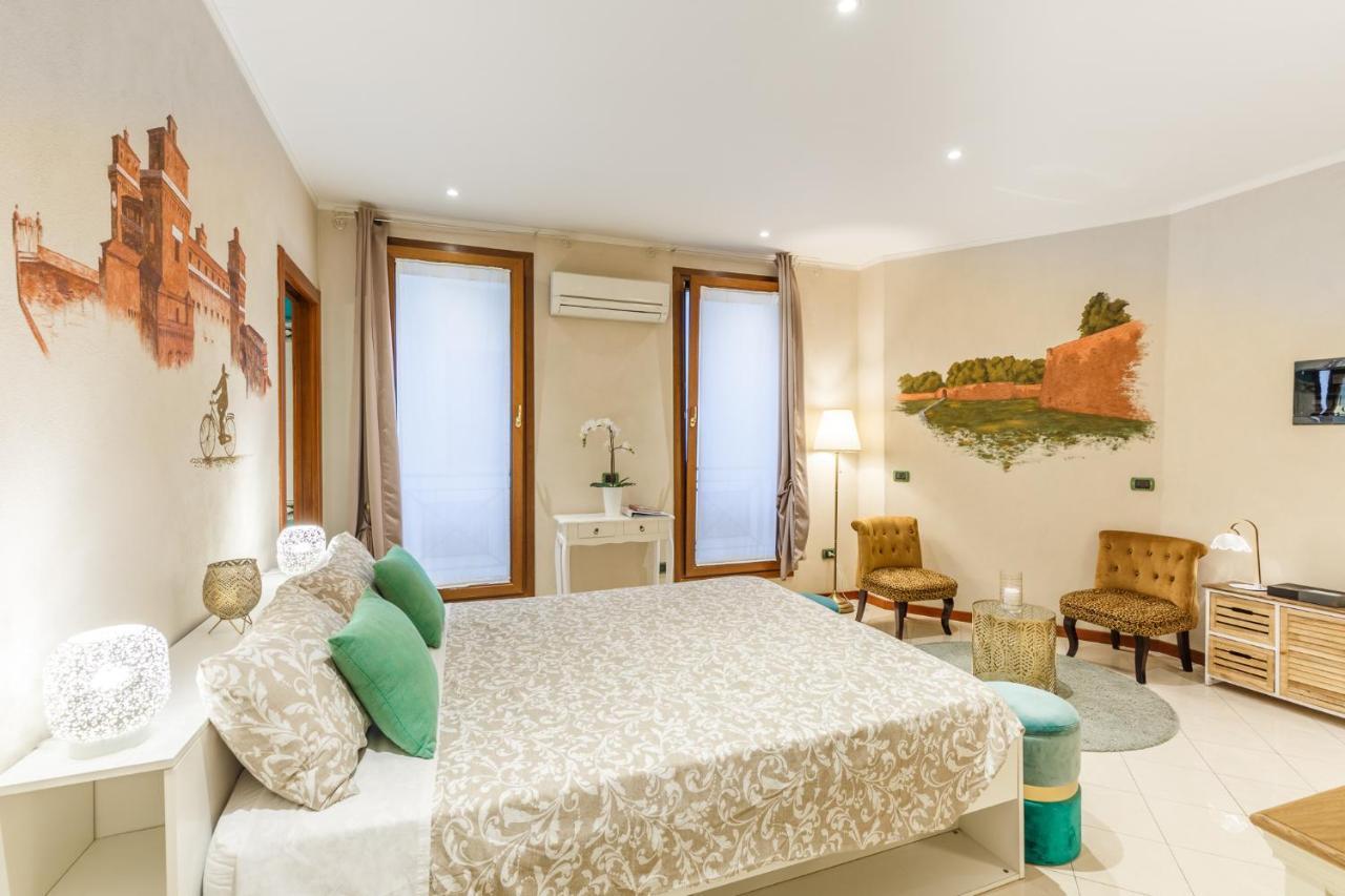 A Due Passi Dal Castello Apartment Ferrara Exterior photo